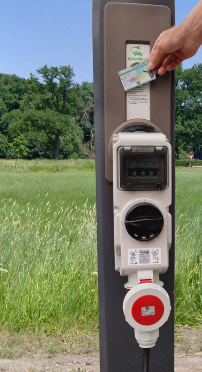 Activating the Charge point using a RFID card